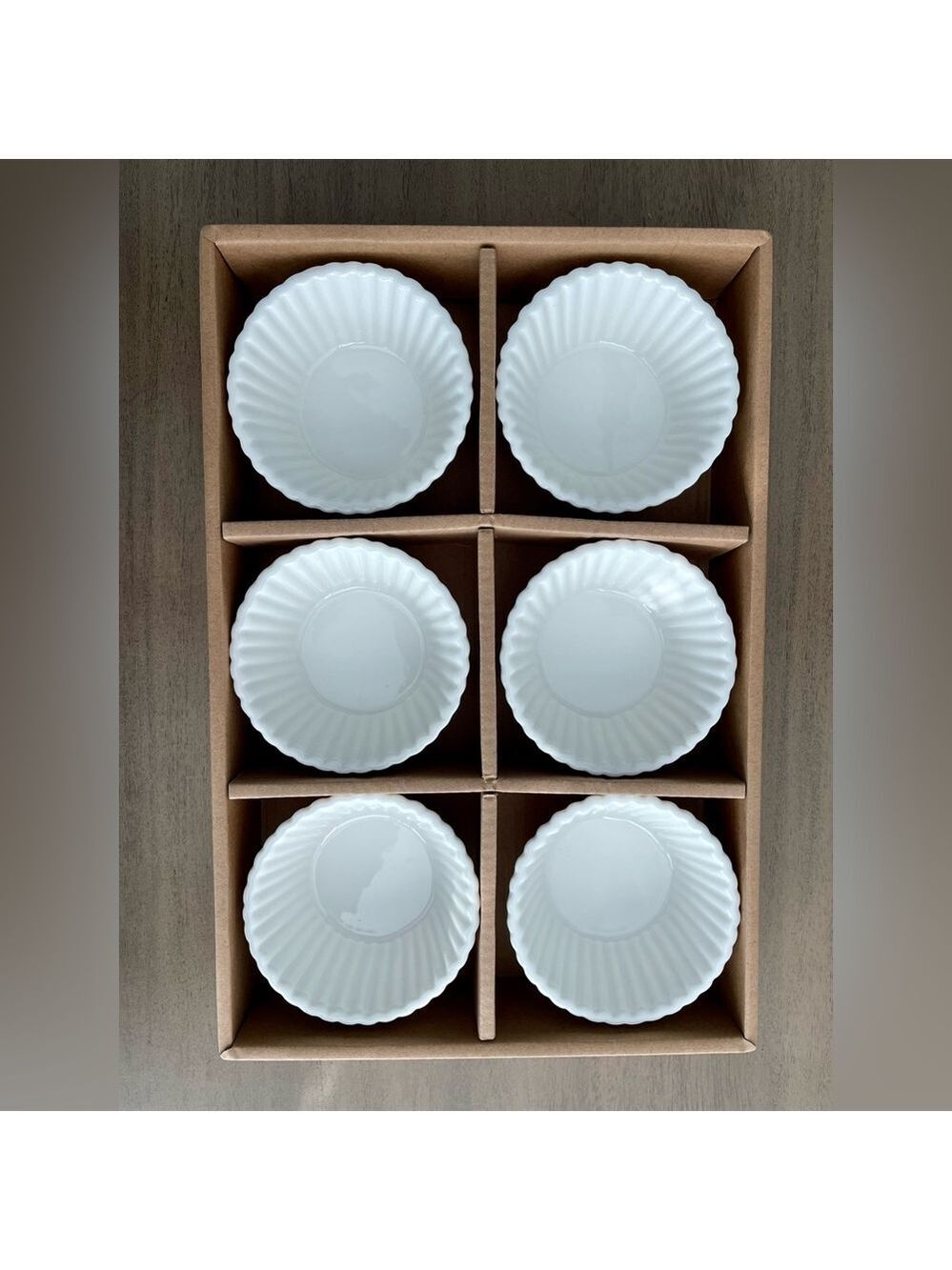 NWT Superior Porcelain Set of 6 Round Dishes - Picture 2 of 9